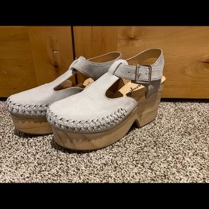 Brand new free people Clogs